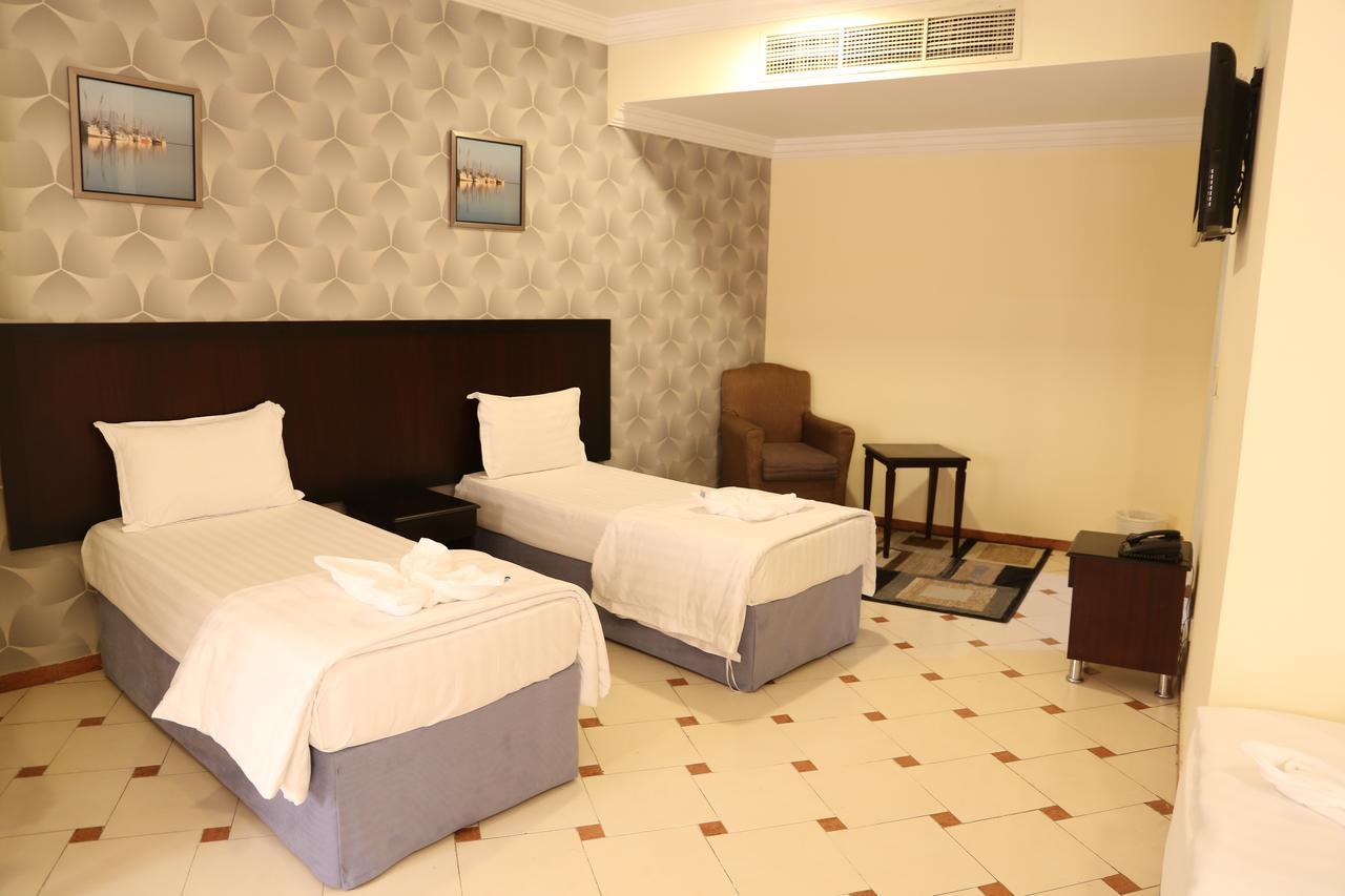 Thrawat Dar Al Khalil Al Rushad Hotel Mecca Quarto foto